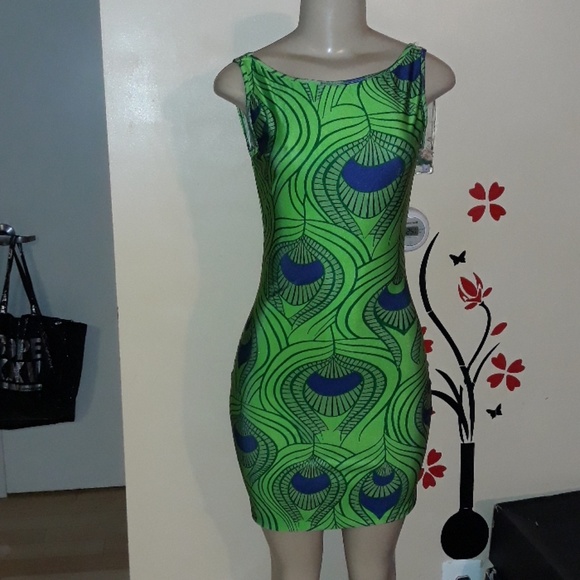 Dress - Picture 1 of 5